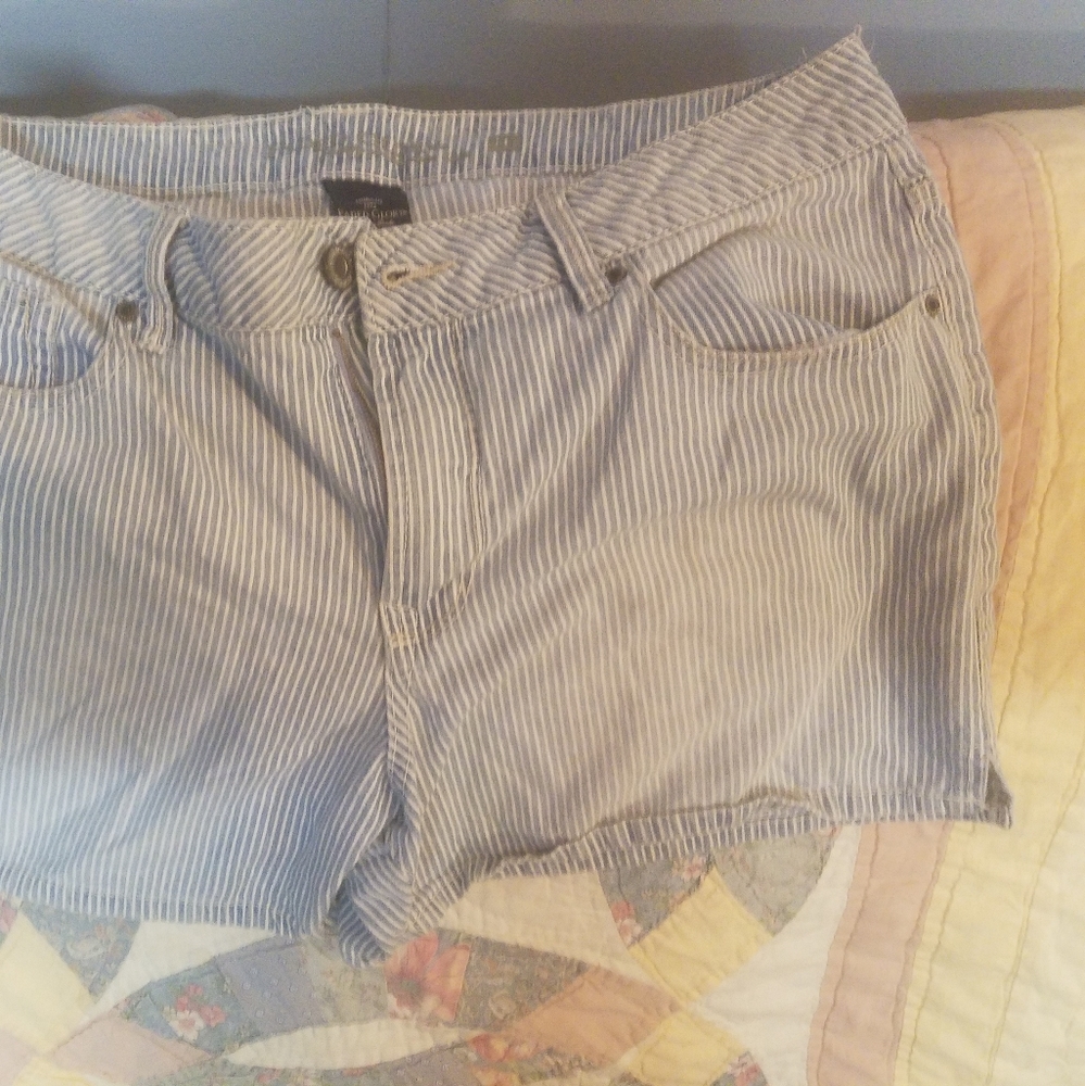 Faded glory shorts